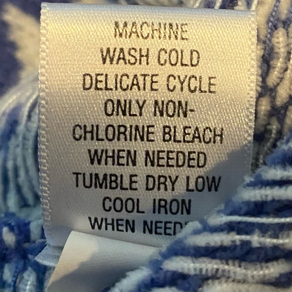 Croft & Barrow Pullover Crewneck Sweater w/Blue & White Snowflake Design SZ L - Picture 4 of 5